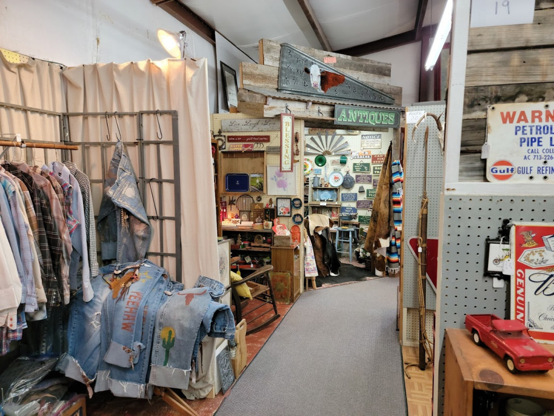 American Country Antique Mall American Country Antique Mall