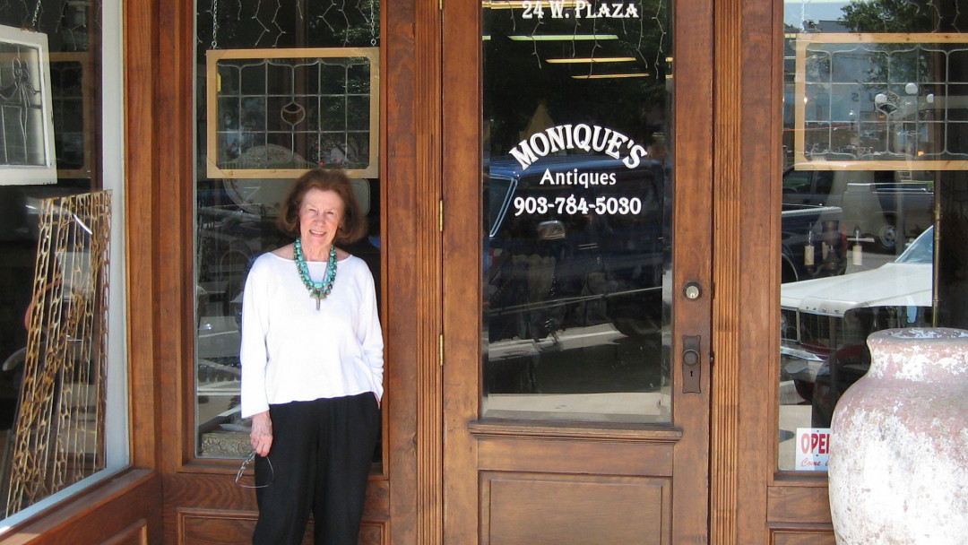 Monique Antiques Monique Antiques