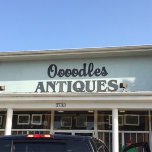 Oooodles Antiques - Pensacola, Florida 32507