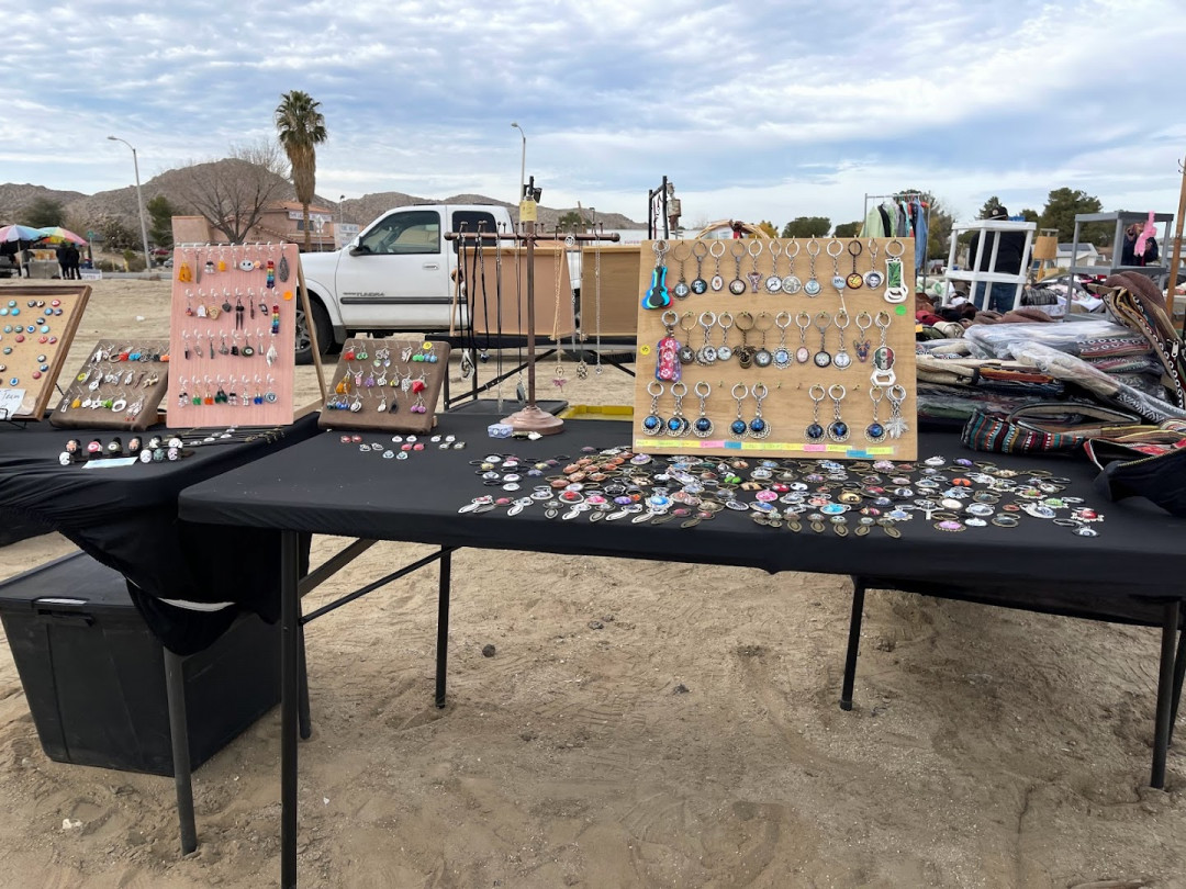 Lake LA Farmers/Flea Market Lake LA Farmers/Flea Market