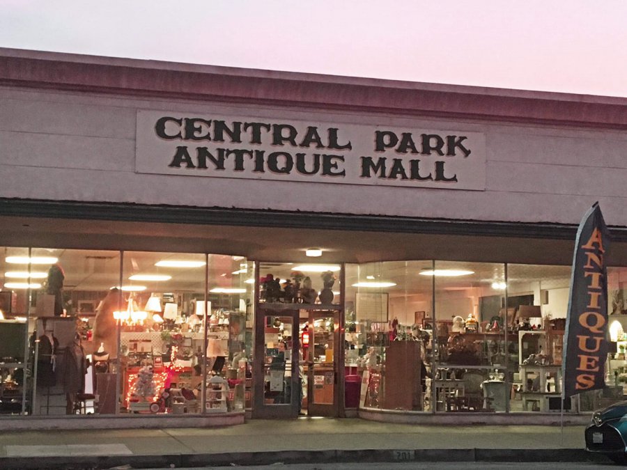 Central Park Antique Mall - Bakersfield, California 93301