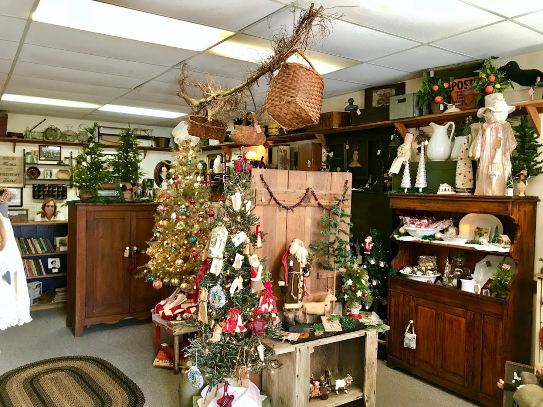 Antiques On the Main Street Antiques On the Main Street