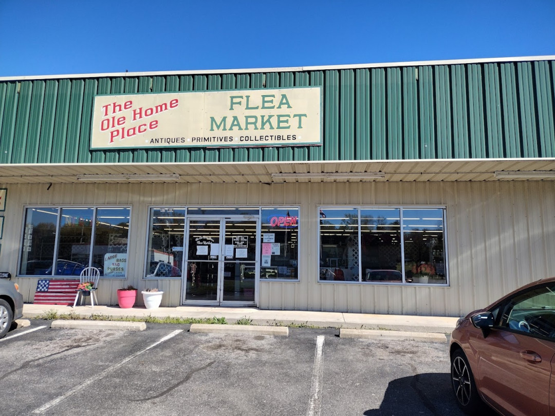 The Ole' Home Place Flea Market & Antiques The Ole' Home Place Flea Market & Antiques