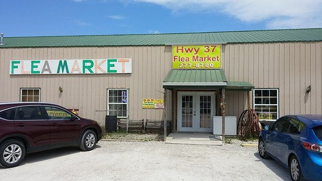 Highway 37 Flea Market