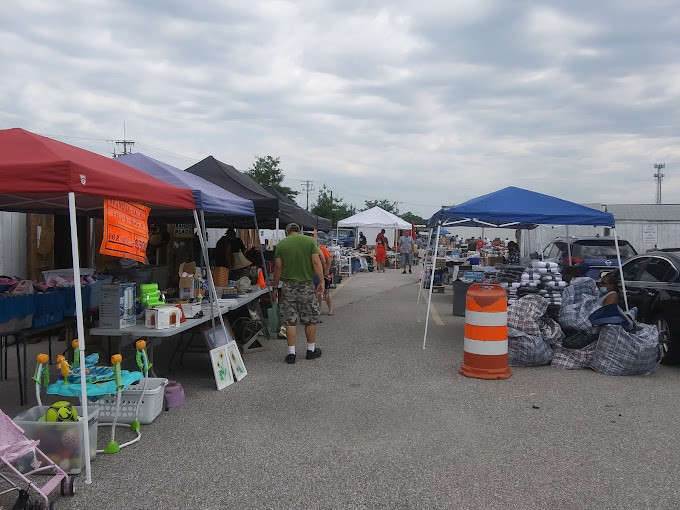 8th Avenue Flea Market 8th Avenue Flea Market