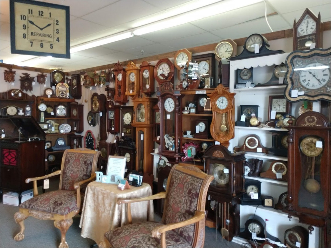 AntiqueToys.com cases within Antique Marketplace AntiqueToys.com cases within Antique Marketplace
