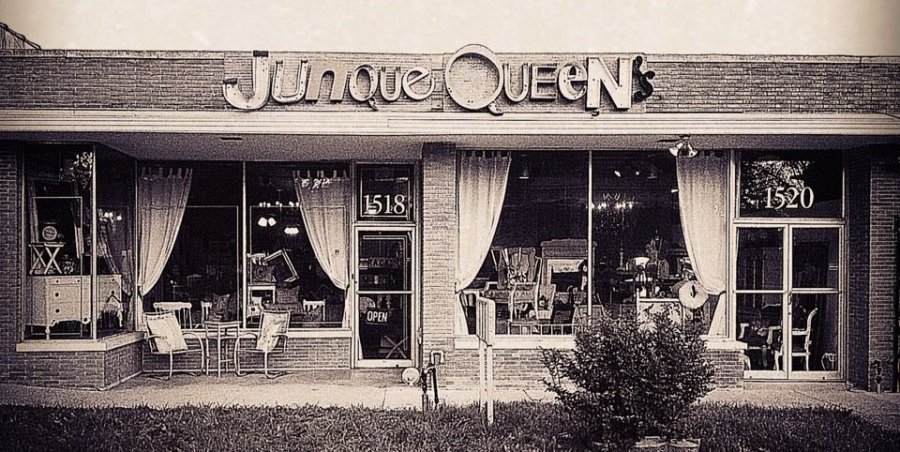 Junque Queen's