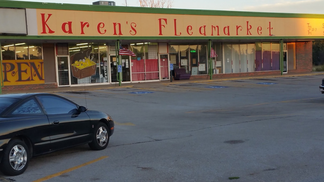 Karens Ultimate Treasures Flea Market Karens Ultimate Treasures Flea Market