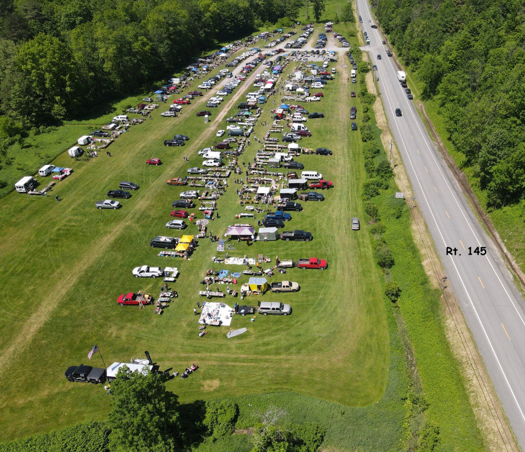 Creekside Flea Market Creekside Flea Market