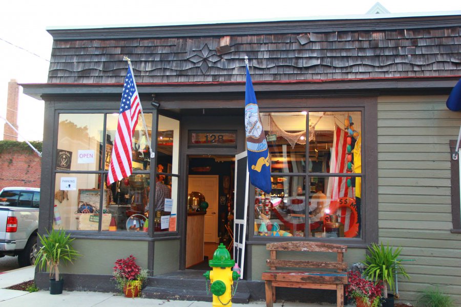 Merchant logo Annapolis Maritime Antiques MD Merchant logo Annapolis Maritime Antiques MD