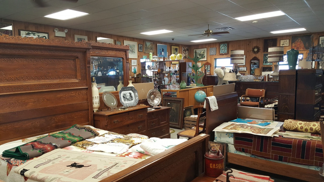 Interstate Antique Mall Interstate Antique Mall