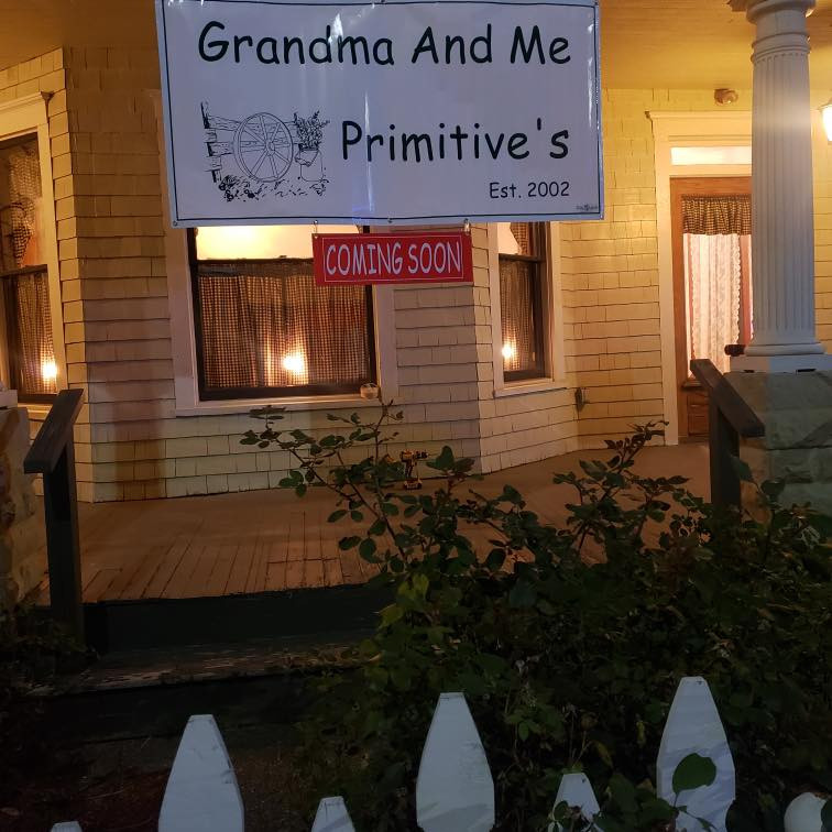 Grandma and Me Primitives