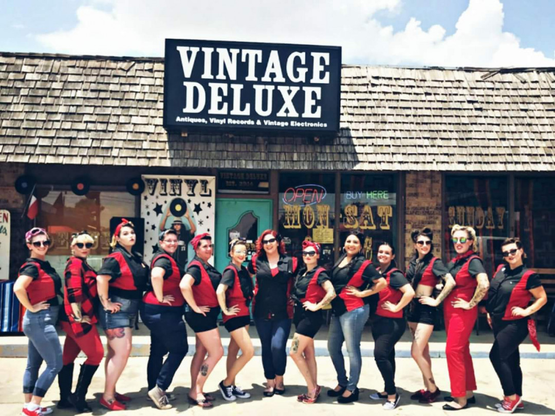 Vintage Deluxe Vintage Deluxe