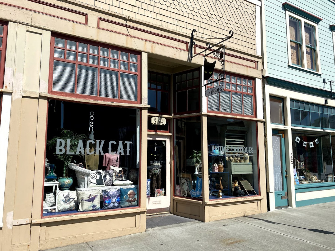 Black Cat Antiques Black Cat Antiques