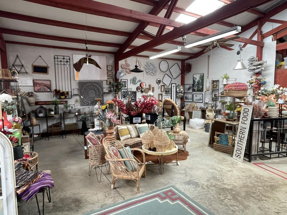 Magnolia Flea Market Magnolia Flea Market