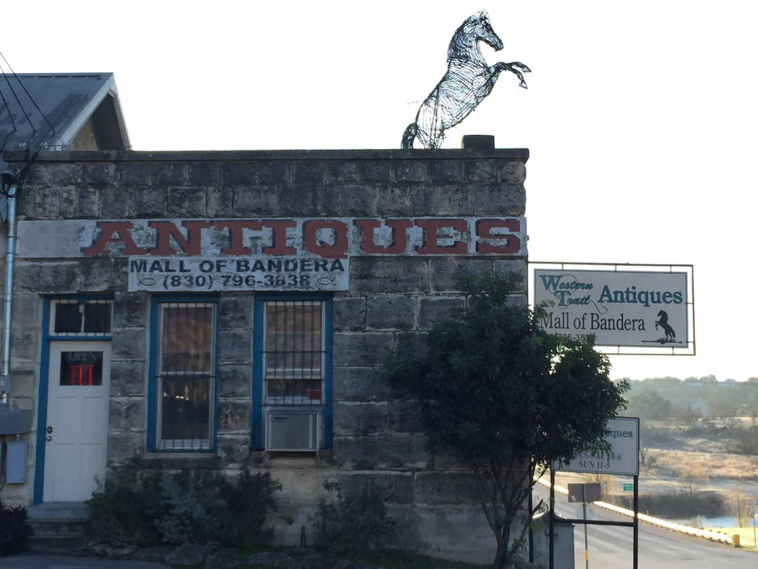 WesternTrail Antiques WesternTrail Antiques