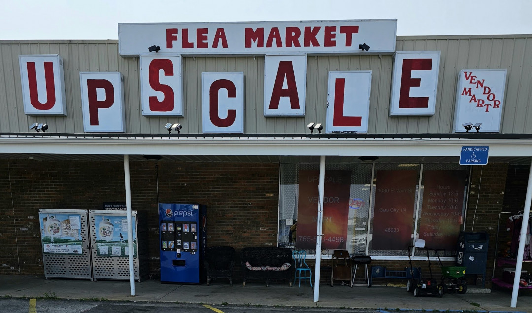 Upscale Vendor Mart (Flea Market) Upscale Vendor Mart (Flea Market)