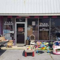 LuLus FLEA MARKET LuLus FLEA MARKET