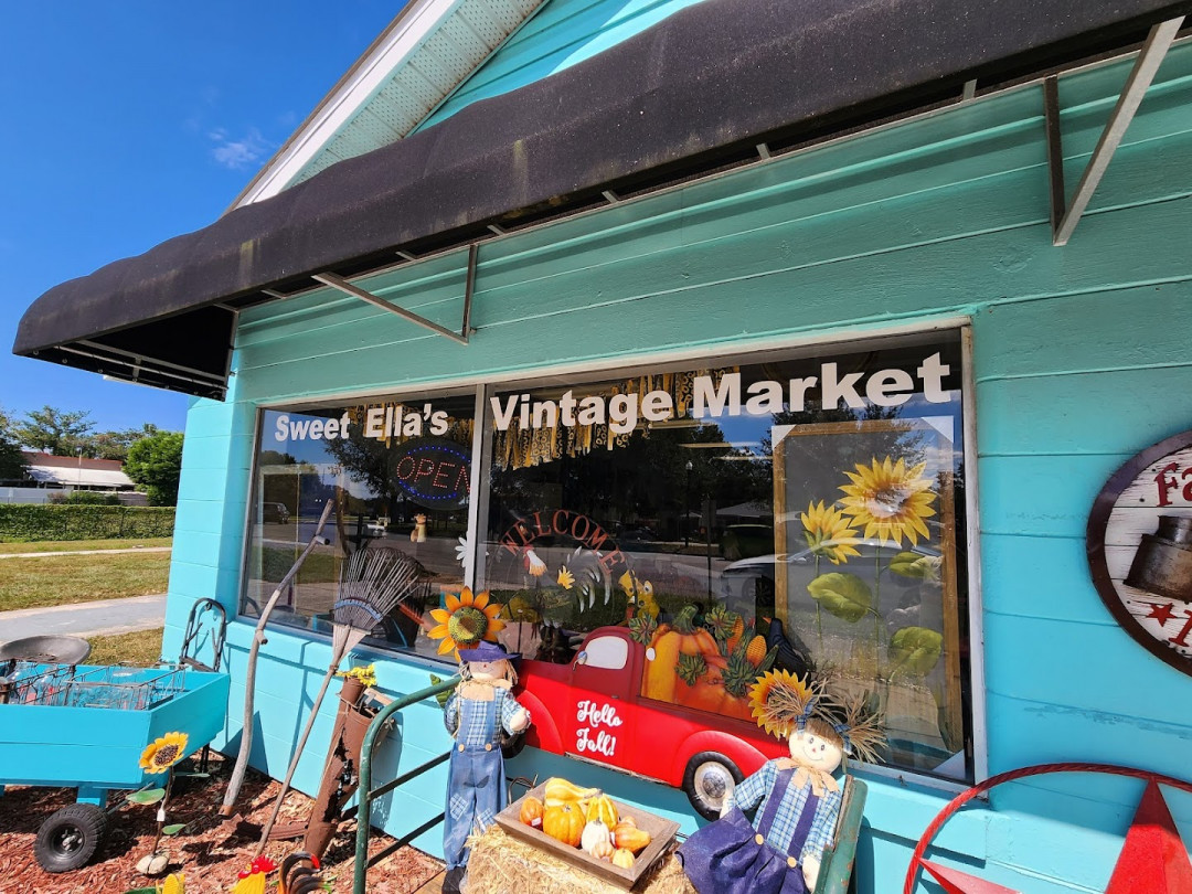 Sweet Ella's Vintage Market Sweet Ella's Vintage Market