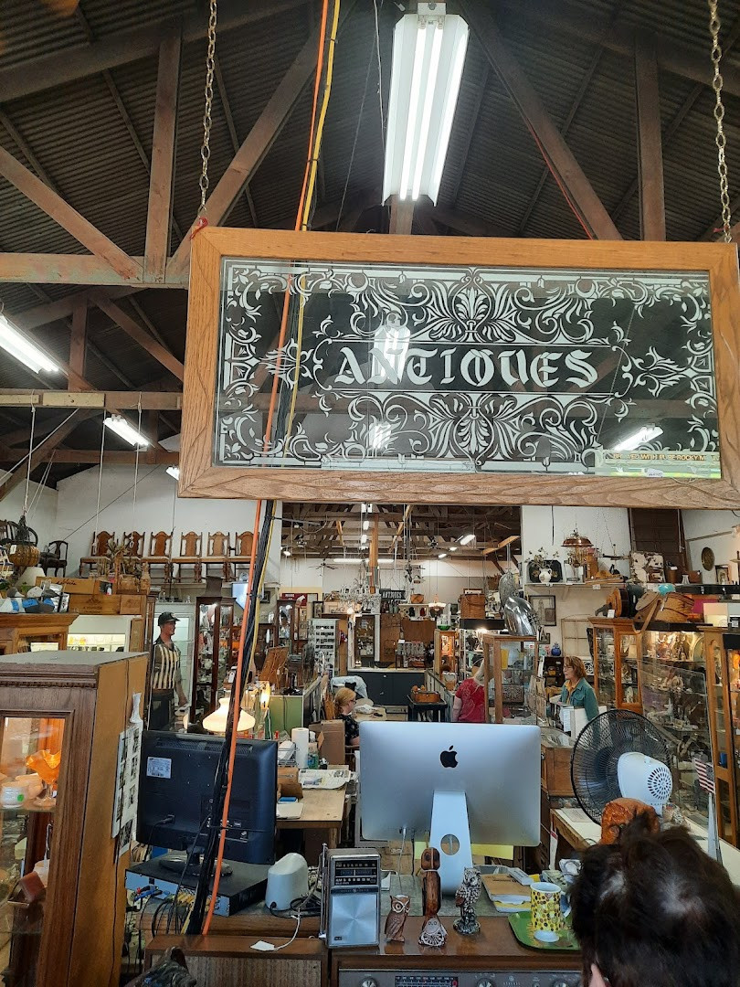 Vineyard Antique Mall Vineyard Antique Mall
