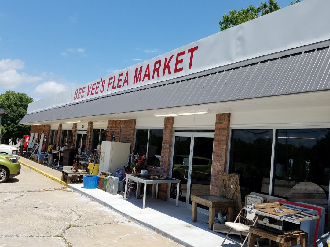 Bee Vee's Flea Market Bee Vee's Flea Market