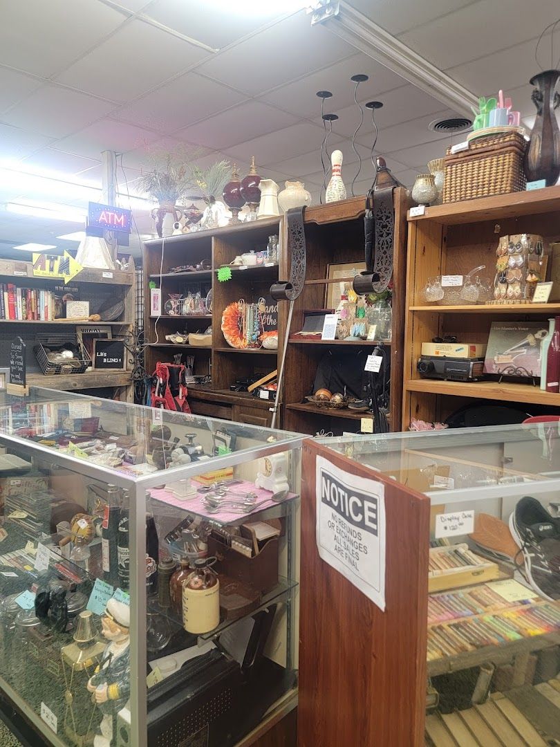 Cattle Barn Flea Market Cattle Barn Flea Market