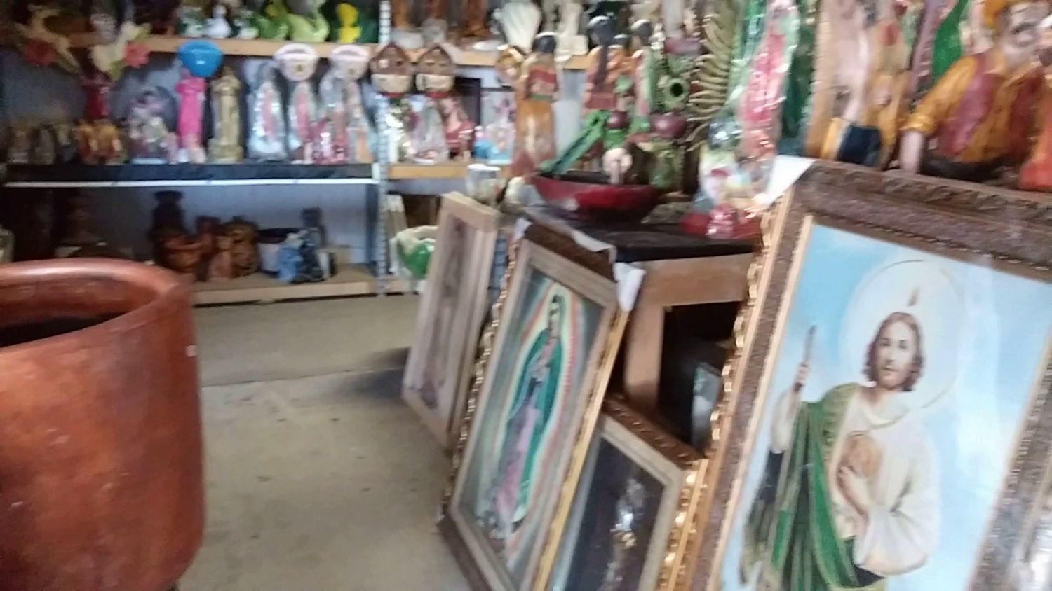77 Flea Market 77 Flea Market
