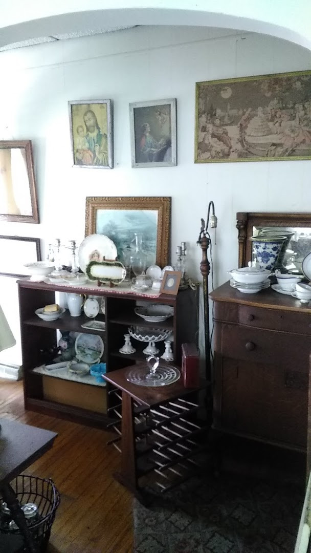 Avonbrook Antiques Avonbrook Antiques