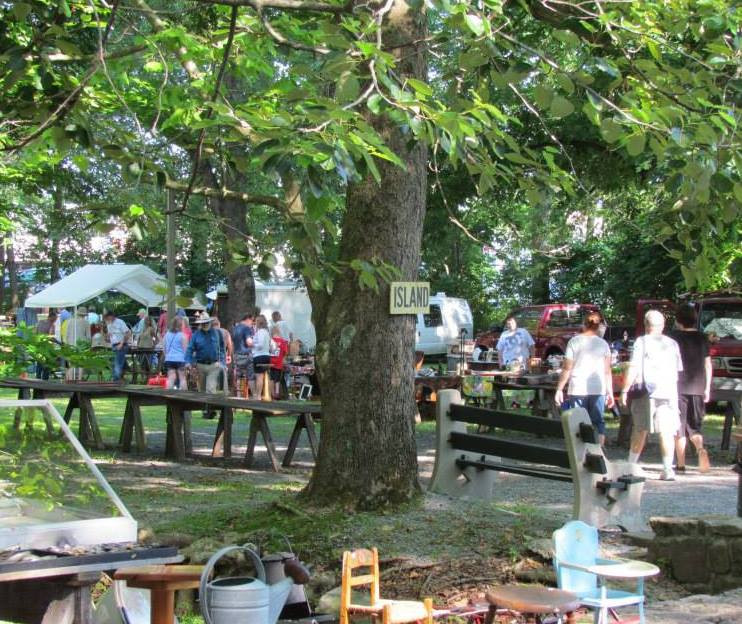 Shupp's Grove Antique Market Reinholds Find Hours, Photos