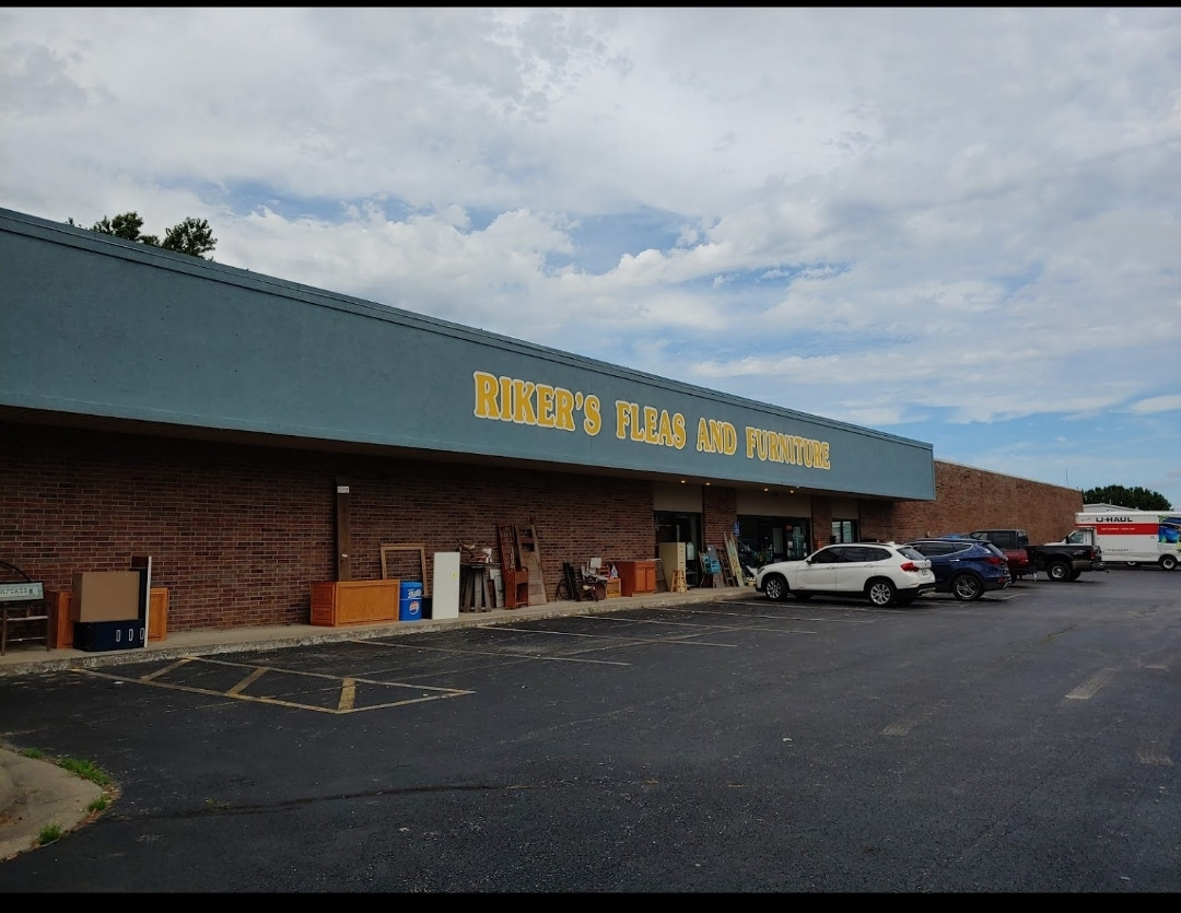 Riker's Fleas and Furniture - Nixa Riker's Fleas and Furniture - Nixa