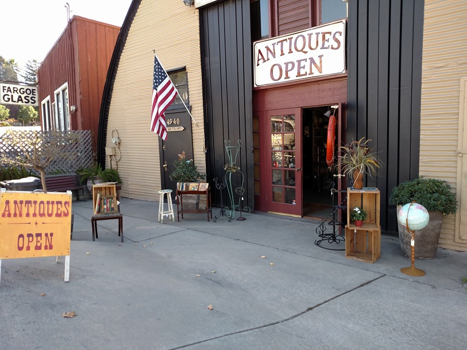 Trader's Emporium Antiques Trader's Emporium Antiques
