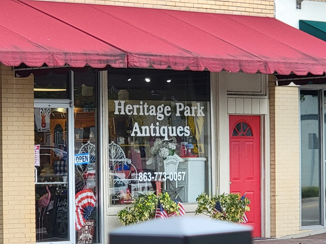 HERITAGE PARK ANTIQUES & TREASURES HERITAGE PARK ANTIQUES & TREASURES