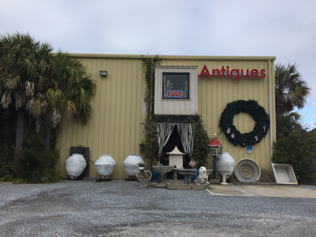 Antiques On Holiday Antiques On Holiday