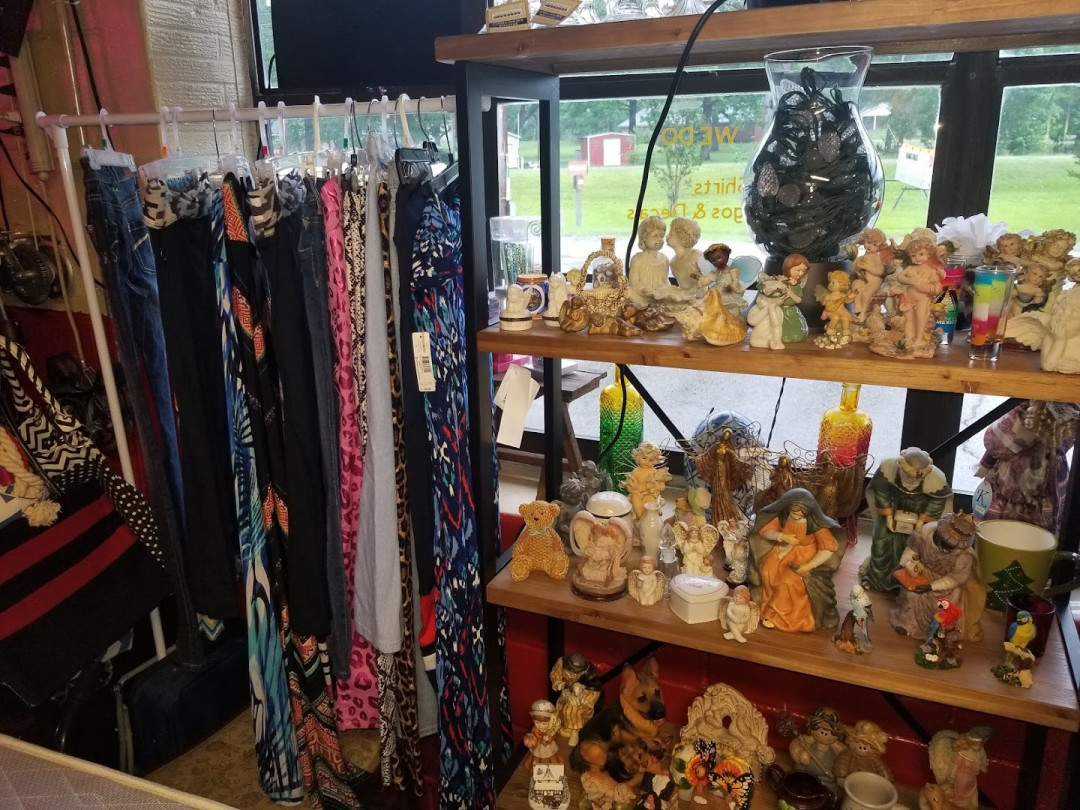 Hamilton's Odds N Ends Flea Market Mall Hamilton's Odds N Ends Flea Market Mall