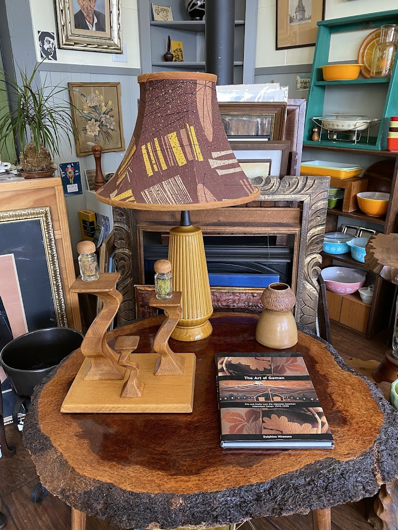 Timber Moon Antiques & Curiosities Timber Moon Antiques & Curiosities