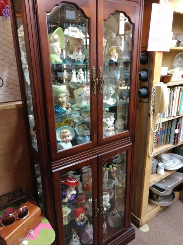 Penny's Antique Mall & Flea Market - Meridian, Mississippi 39305