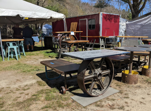 Brimfield Antiques Center - Brimfield, Massachusetts 01010