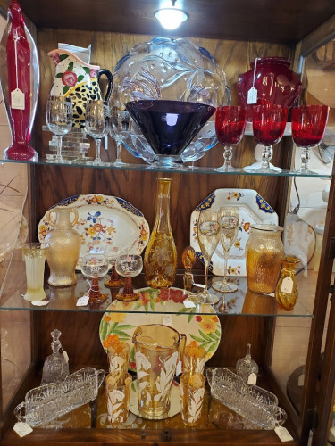 Hand-Me-Down Treasures - Searsport, Maine 04974