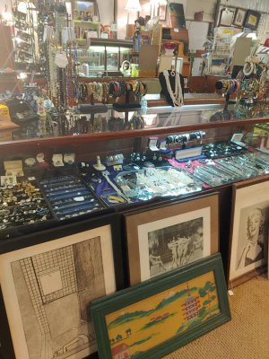 Lucky Charms Antique Mall - Galveston, Texas 77551