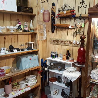 Wilding's Antiques - Ocala, Florida 34470