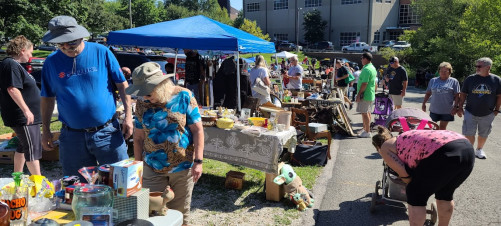 Wentzville Flea Market - Wentzville, Missouri 63385