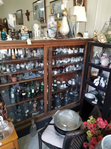 Fischer Antiques Waynesburg - Waynesburg, Pennsylvania 15370