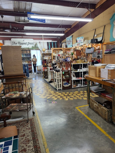 Country Club Flea Market - Sherwood, Arkansas  72120