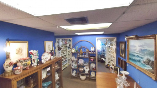 Jewel Antique Mall Inc - Largo, Florida 33770