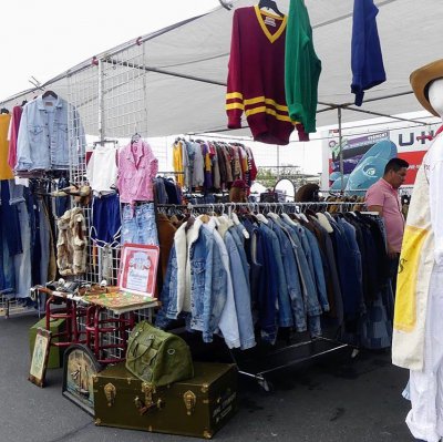 Long Beach Antique Market - Long Beach, California 90808