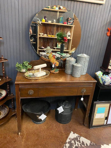 Deep Roots Market - Columbia, Mississippi 39429