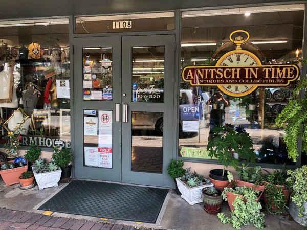 A Nitsch In Time - Huntsville, Texas 77340