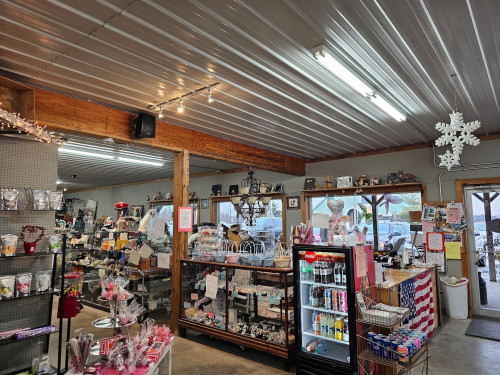 The Finicky Fox - Carthage, Missouri 64836
