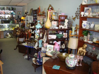 Flash Antiques - Tampa, Florida 33634