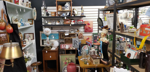 The Wright Place: Downtown Flea Market - Great Bend, Kansas 67530